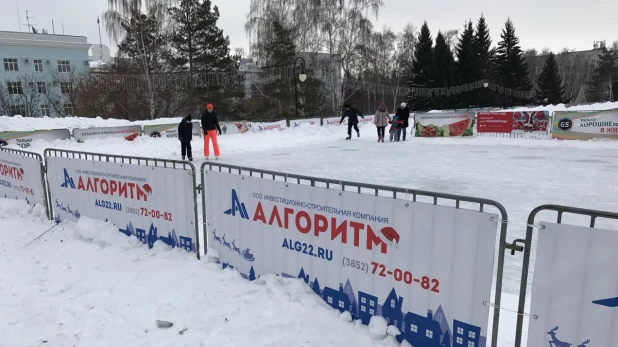 "Алгоритм" принял участие в строительстве катка.