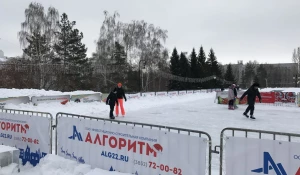 "Алгоритм" принял участие в строительстве катка.