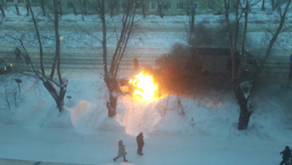 Пожар в автомобиле.