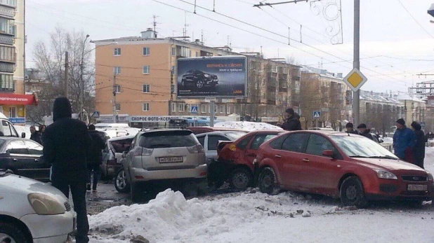 ДТП на пересечении Ленина и Северо-Западной.