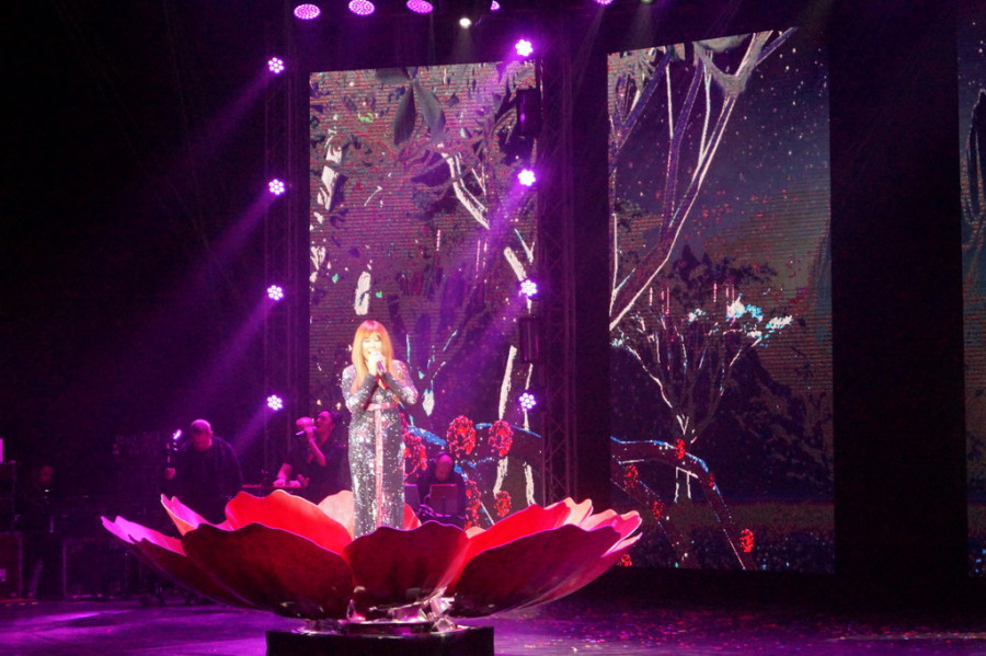 Анита Цой выступила в Барнауле.