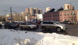 ДТП и пробка на Красноармейском.