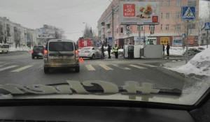 ДТП на Профинтерна и Калинина.