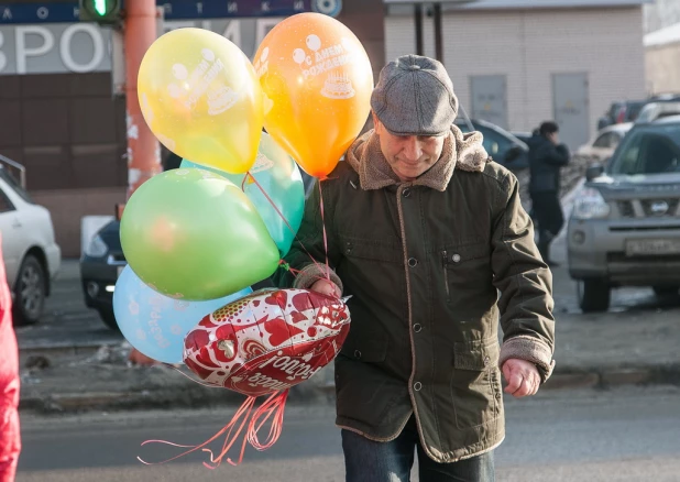 Цветы в Барнауле. 7 марта 2017 года.