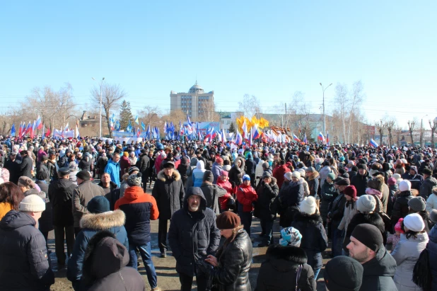 В Барнауле прошел митинг #Крымнаш