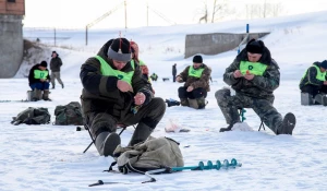 На "Алтай-Коксе" прошли состязания по зимней рыбалке.