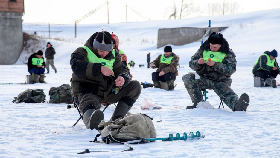 На "Алтай-Коксе" прошли состязания по зимней рыбалке.