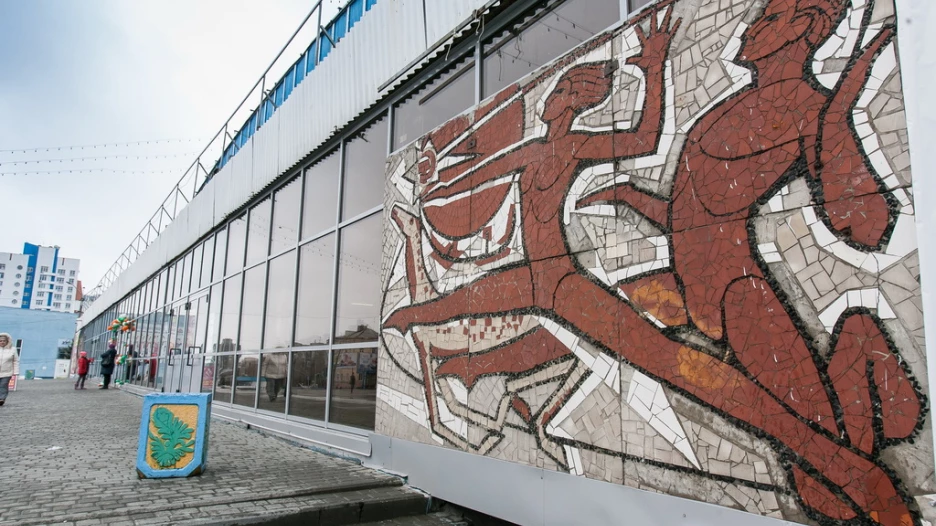 Дворец зрелищ и спорта в Барнауле