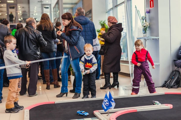 В Автоцентре АНТ показали новый Hyundai Solaris.