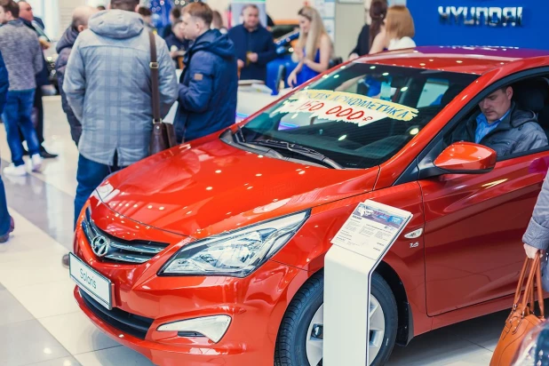 В Автоцентре АНТ показали новый Hyundai Solaris.