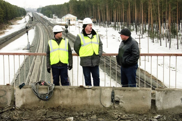 Расширение путепровода на шоссе Ленточный бор