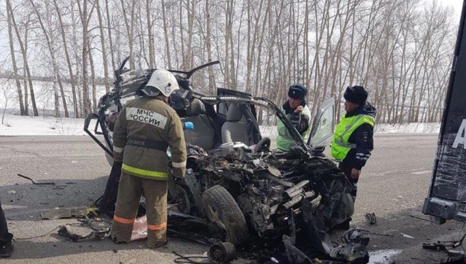 На трассе Новосибирск-Барнаул произошло страшное ДТП