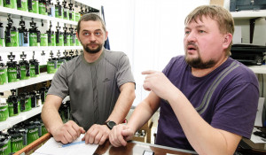 Предприниматель Вадим Пудовкин (справа) и его компаньон Данил Морев (слева).
