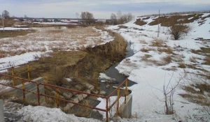 В Барнауле откачивают талые воды. Паводок на Алтае.