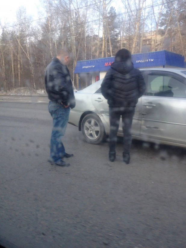 ДТП со "скорой помощью" в Барнауле.