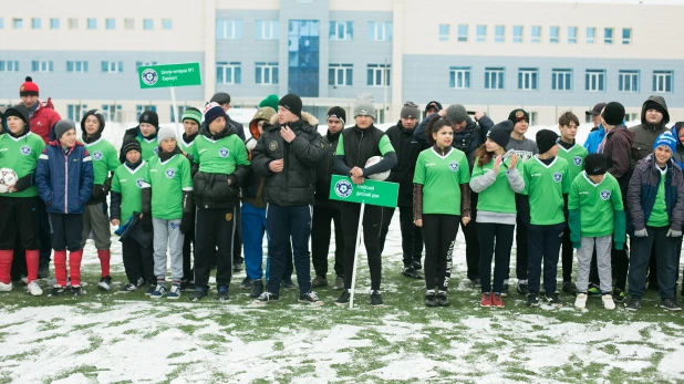 В Барнауле стартовал турнир по футболу "Будущее зависит от тебя" 