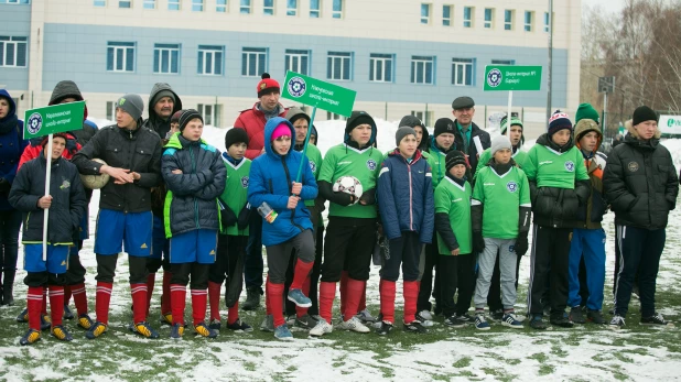 В Барнауле стартовал турнир по футболу "Будущее зависит от тебя" 