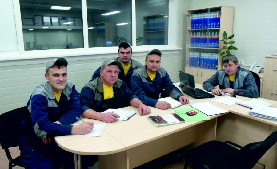 Стандартизацией процессов занимаются механики и операторы розлива.