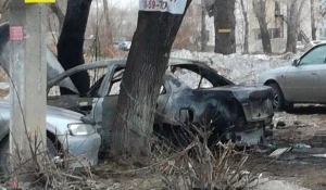 В Барнауле горели три автомобиля.