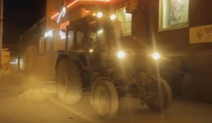 "Сухая" дорожная уборка в Барнауле.