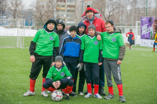 В Барнауле прошел турнир по футболу "Будущее зависит от тебя" 