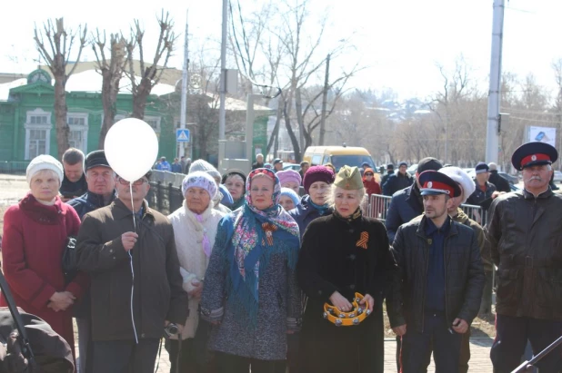 Митинг против терроризма в Барнауле 8 апреля 2017.