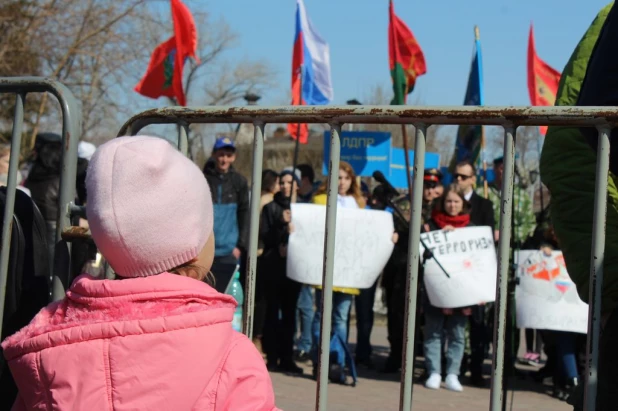 Митинг против терроризма в Барнауле 8 апреля 2017.