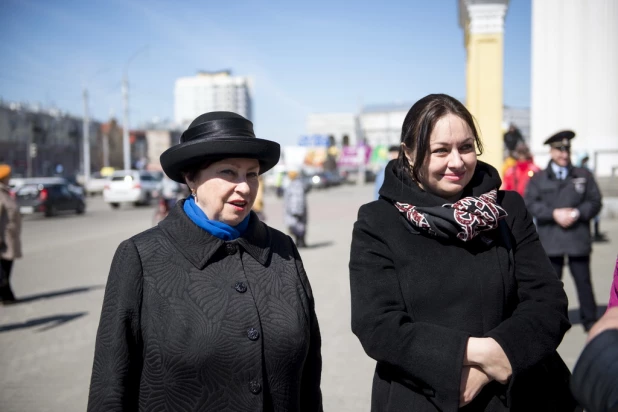 Освящение символа пасхи в Барнауле.