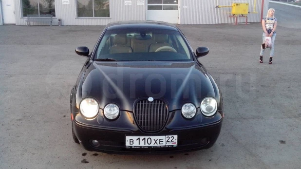 Jaguar S-type