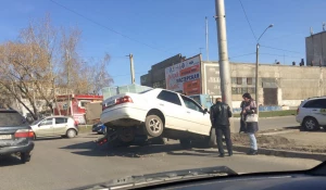 ДТП на перекрестке улиц Матросова и Советской Армии.