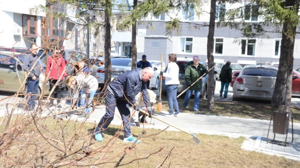 Общегородской субботник.