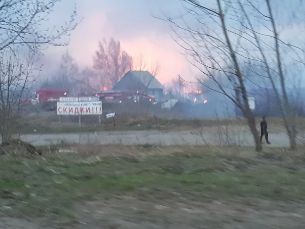 Пожар в садоводстве "Дружба" в Барнауле. 