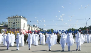 Отпразднуйте День Победы вместе с издательским домом "Алтапресс".