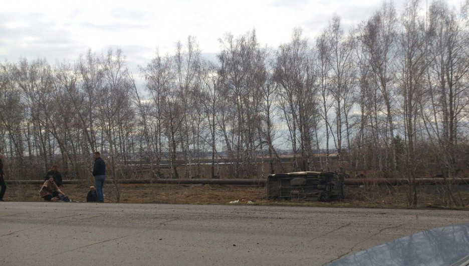ДТП на проспекте Космонавтов. Барнаул, 25 апреля 2017 года.