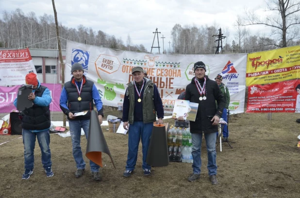 Алтайские спортсмены-водники провели соревнования "Лосиные игры 2017".