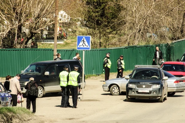 Родительский день в Барнауле. Власихинское кладбище