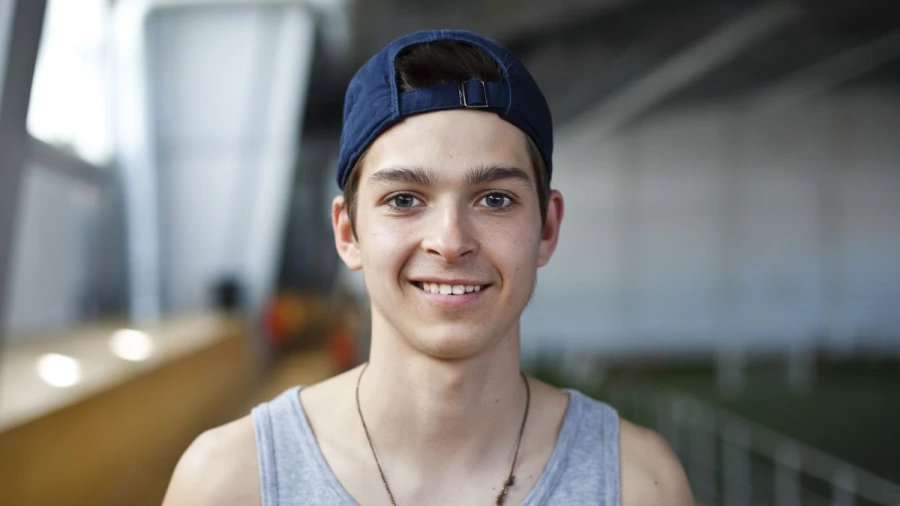 Родичев Никита, 1999г.р., полузащитник. Команда Путинцева. Воспитанник КГУ СДЮШОР А.Смертина.