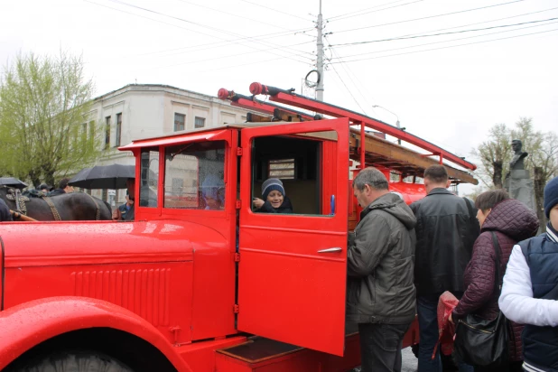 Парад пожарной техники в Барнауле.