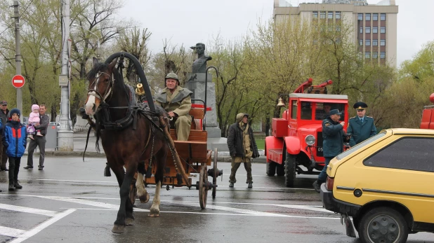 Парад пожарной техники в Барнауле.