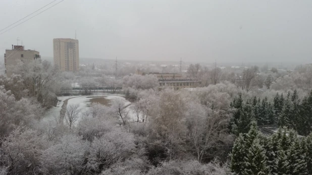 Снег в Барнауле, 1 мая 2017.