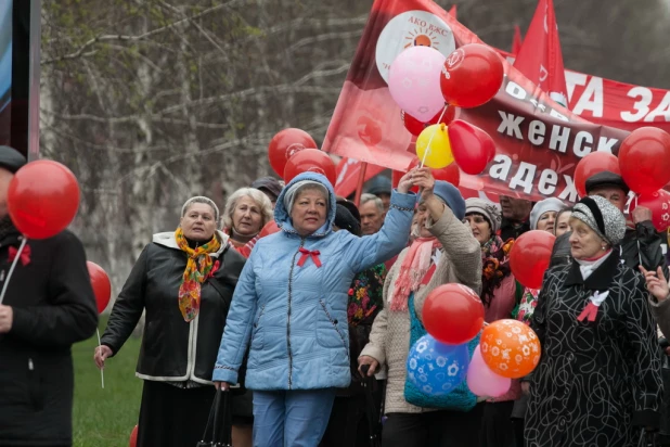 Первомайская демонстрация в Барнауле, 2017.