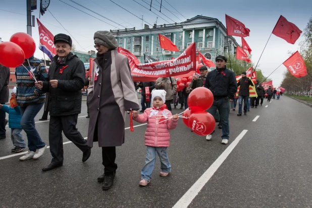 Первомайская демонстрация в Барнауле, 2017.