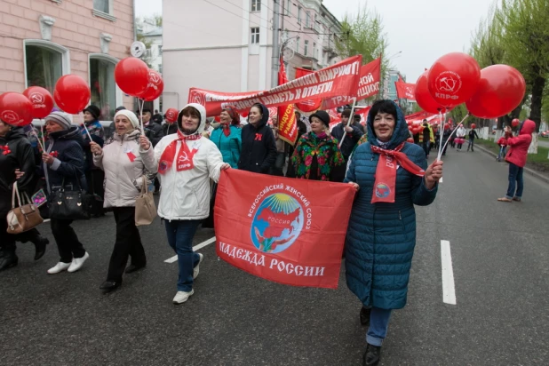 Первомайская демонстрация в Барнауле, 2017.