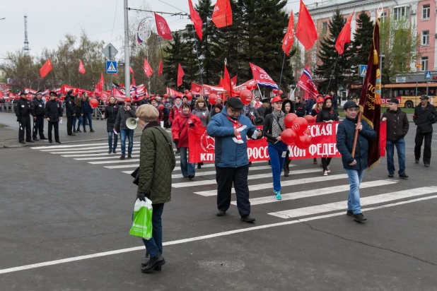 Первомайская демонстрация в Барнауле, 2017.