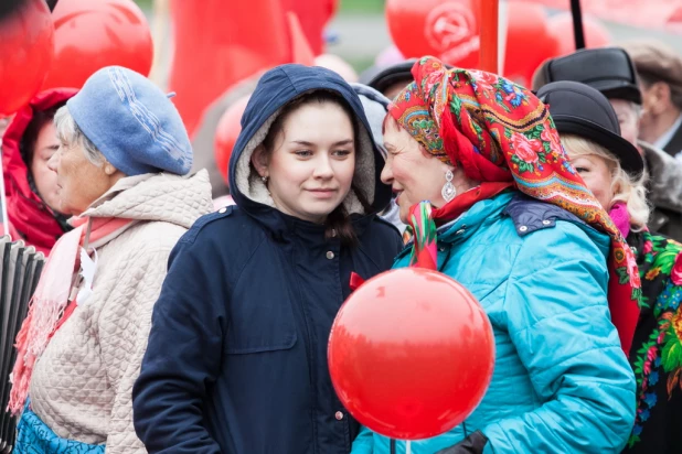 Первомайская демонстрация в Барнауле, 2017.