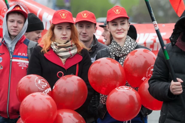 Первомайская демонстрация в Барнауле, 2017.