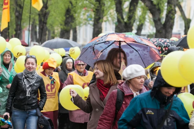 Первомайская демонстрация в Барнауле, 2017.