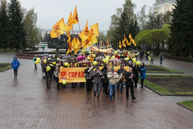 Первомайская демонстрация в Барнауле, 2017.