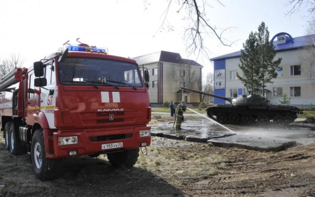 Танк Т-62 в Славгороде.