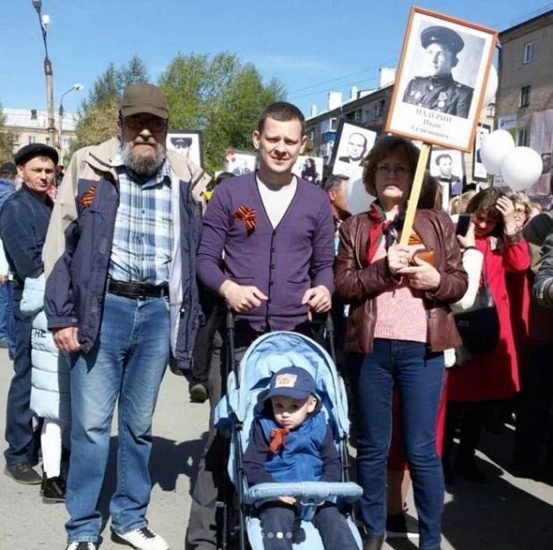 Парад Победы и "Бессмертный полк" в соцсетях.